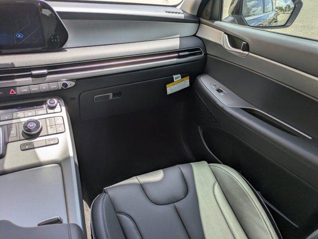 used 2025 Hyundai Palisade car, priced at $40,700