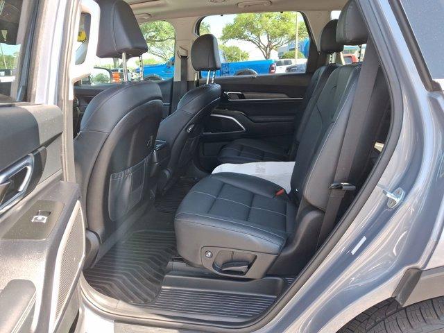 used 2022 Kia Telluride car, priced at $33,100