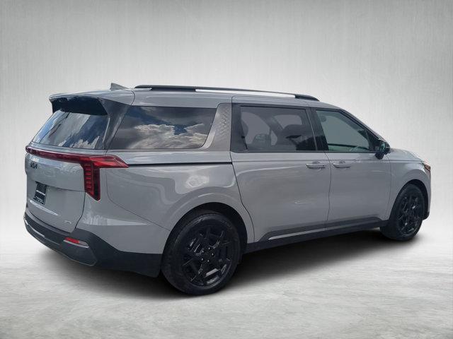 used 2025 Kia Carnival Hybrid car, priced at $53,400