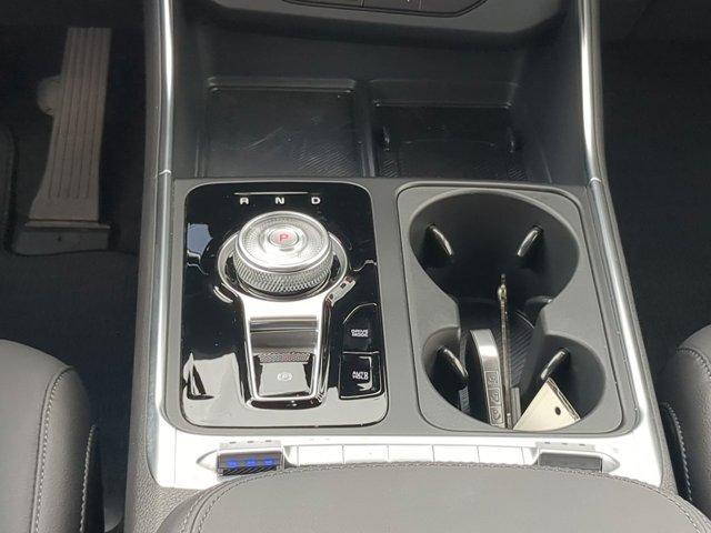 used 2025 Kia Carnival Hybrid car, priced at $53,400