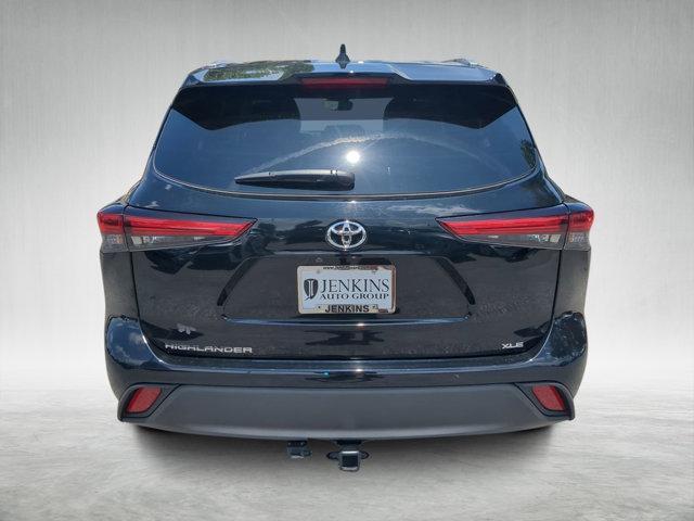 used 2023 Toyota Highlander car, priced at $35,700
