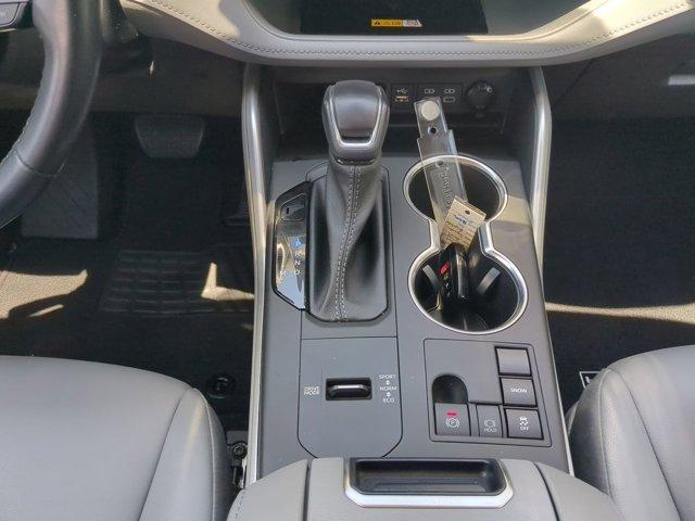 used 2023 Toyota Highlander car, priced at $35,700
