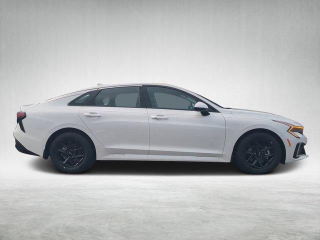 new 2025 Kia K5 car, priced at $27,854