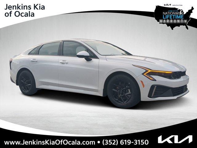 new 2025 Kia K5 car, priced at $27,854