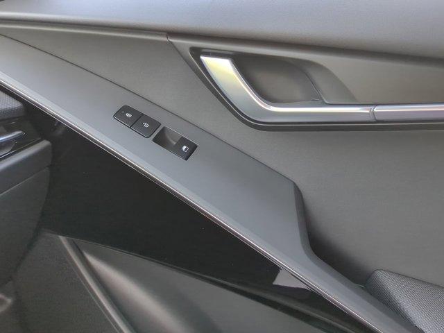 new 2025 Kia Niro EV car, priced at $40,416