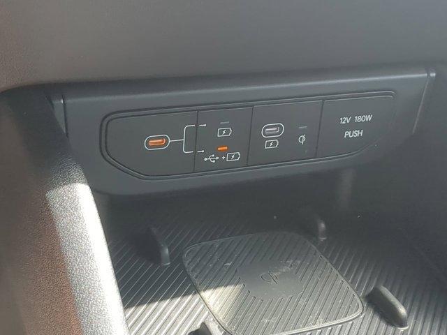 new 2025 Kia K4 car, priced at $28,001