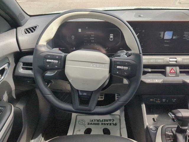 new 2025 Kia K4 car, priced at $28,001
