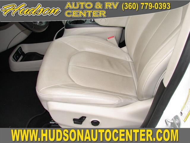 used 2021 Chrysler Pacifica car, priced at $23,942