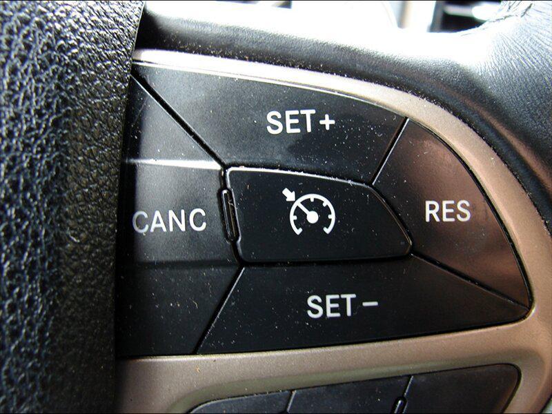 used 2016 Jeep Grand Cherokee car, priced at $14,988