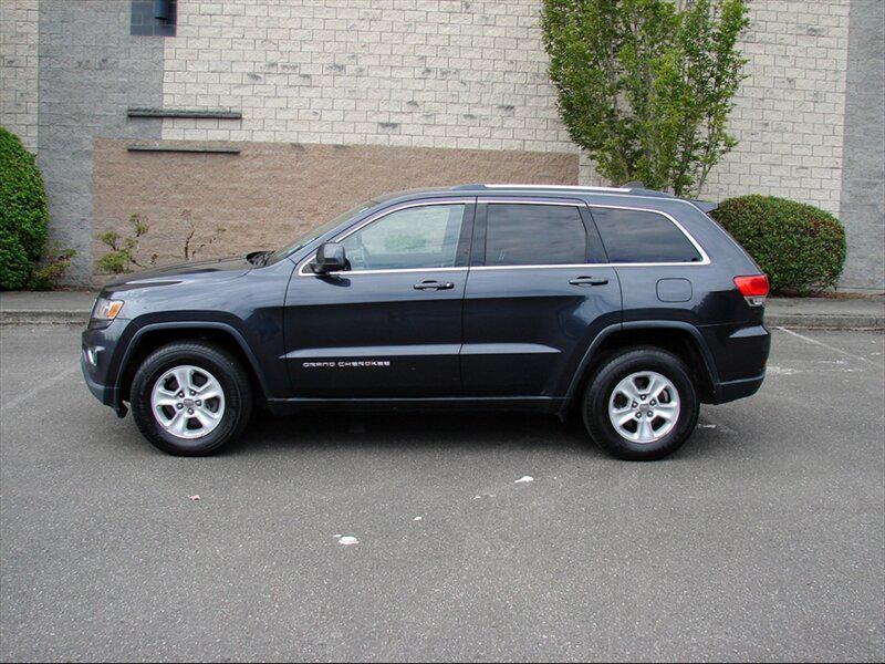 used 2016 Jeep Grand Cherokee car, priced at $14,988