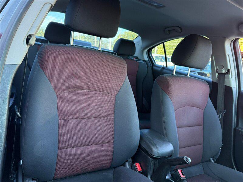 used 2014 Chevrolet Cruze car, priced at $9,988