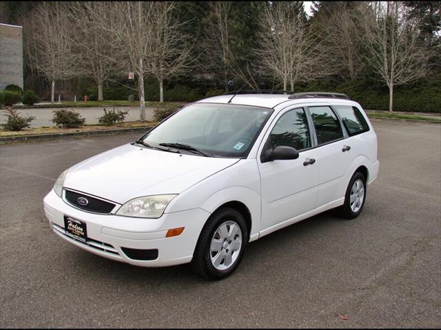 used 2007 Ford Focus car, priced at $4,988