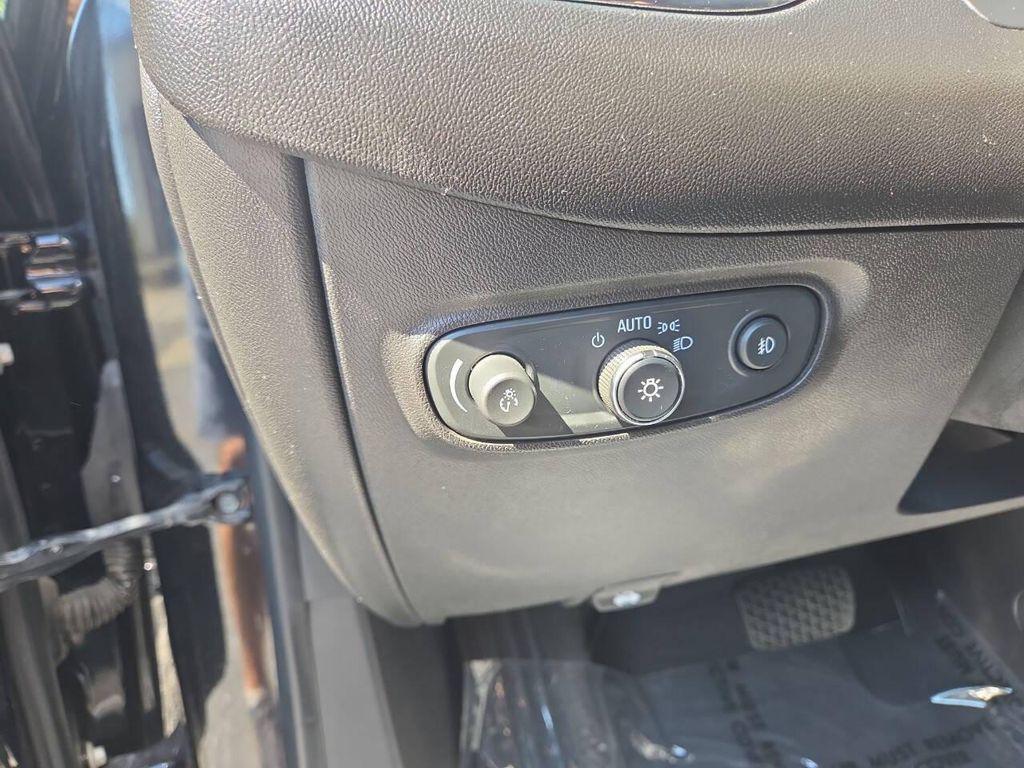 used 2020 Chevrolet Equinox car, priced at $19,899