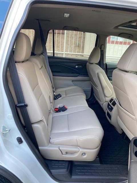 used 2021 Honda Pilot car, priced at $32,900