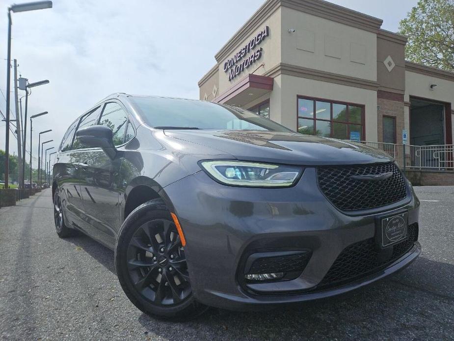 used 2021 Chrysler Pacifica car, priced at $23,799