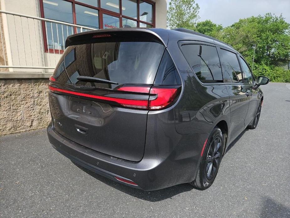 used 2021 Chrysler Pacifica car, priced at $23,799