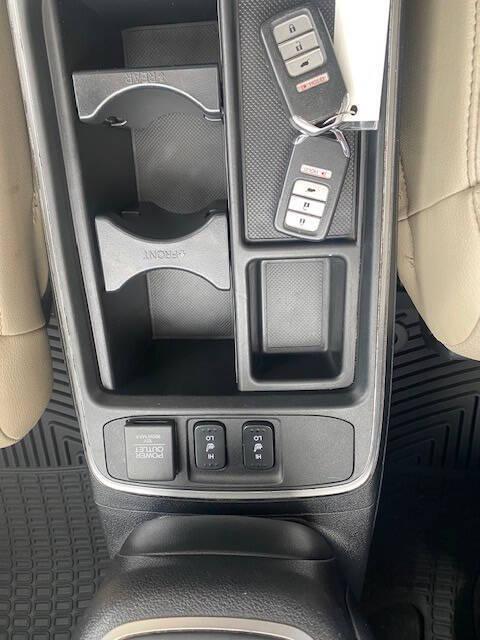 used 2016 Honda CR-V car, priced at $19,900