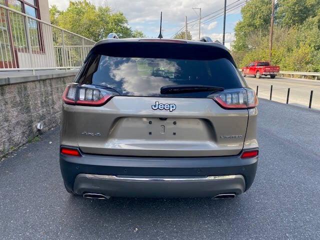 used 2019 Jeep Cherokee car, priced at $18,900