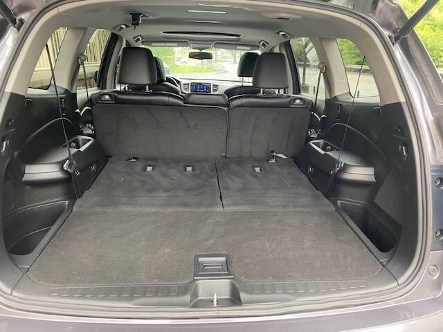 used 2017 Honda Pilot car, priced at $27,900