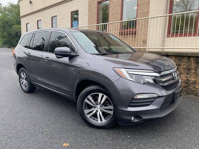 used 2017 Honda Pilot car, priced at $27,900