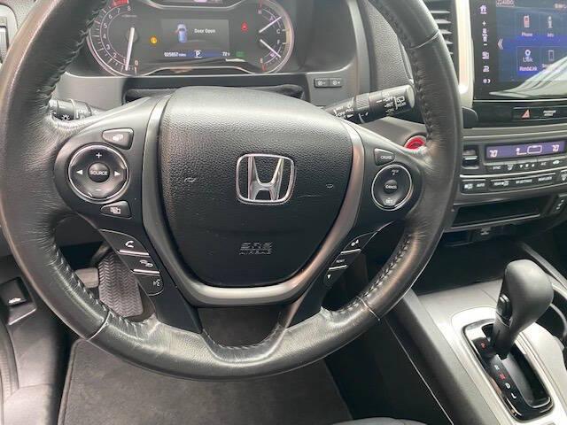 used 2017 Honda Pilot car, priced at $27,900