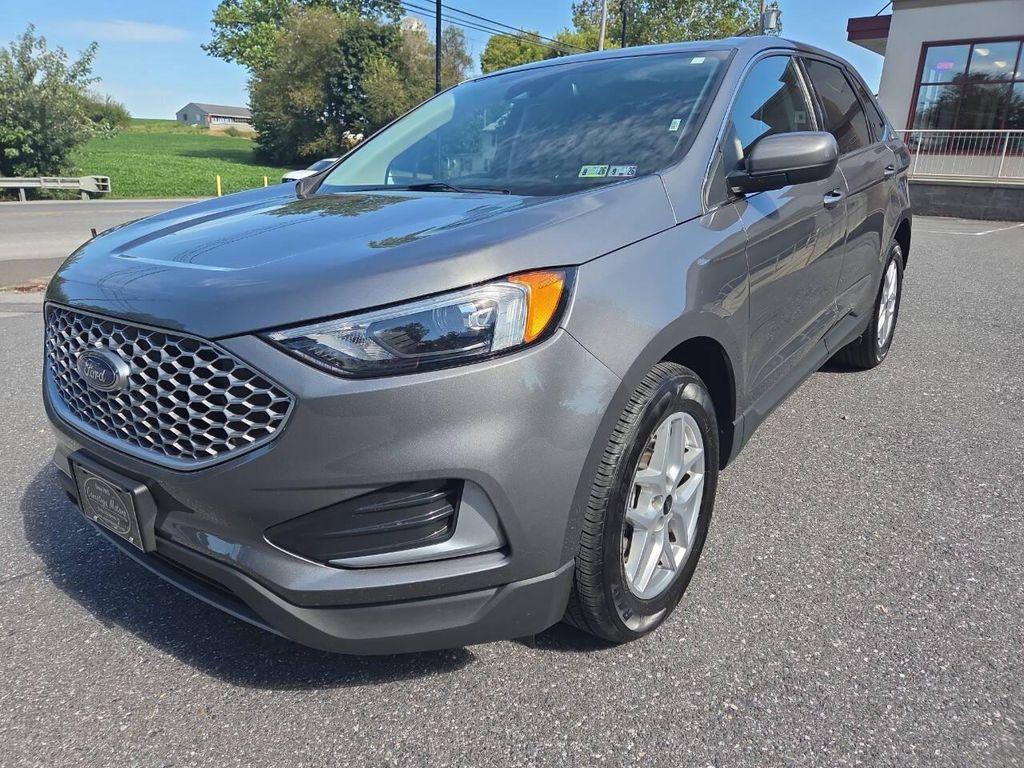used 2024 Ford Edge car, priced at $18,799