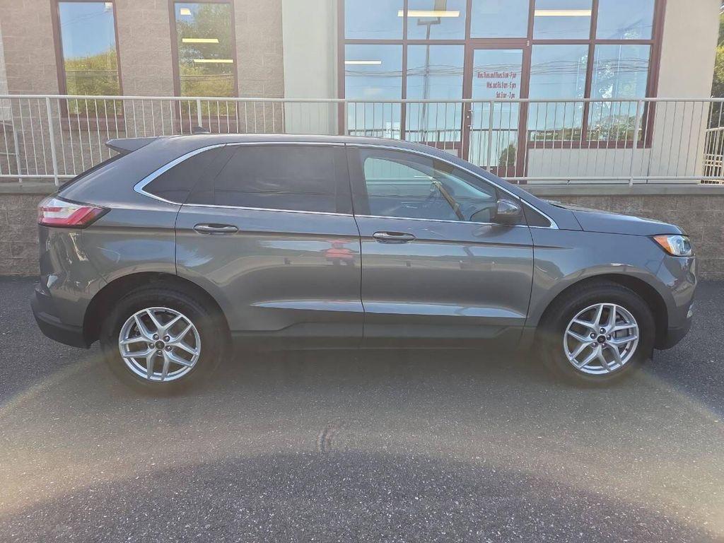 used 2024 Ford Edge car, priced at $18,799