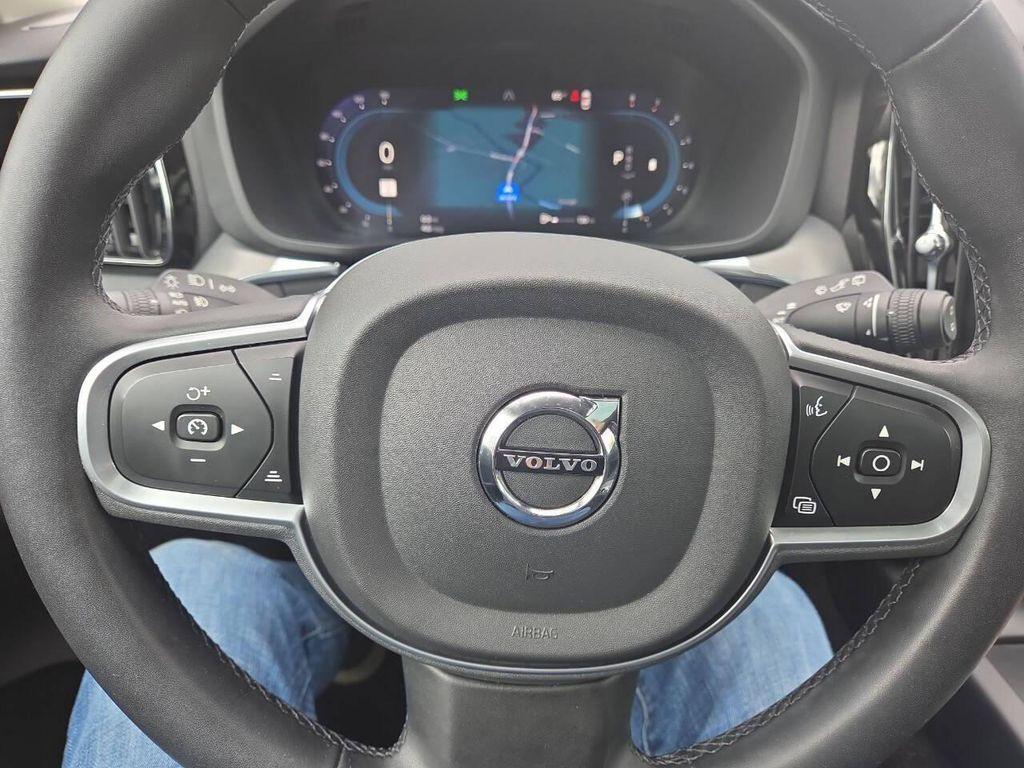used 2023 Volvo XC60 car, priced at $31,499