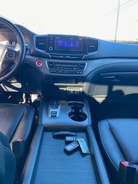 used 2023 Honda Ridgeline car, priced at $33,900