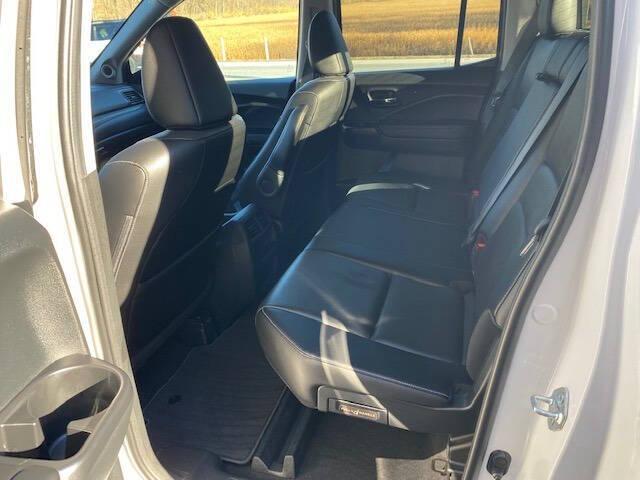 used 2023 Honda Ridgeline car, priced at $33,900