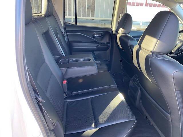 used 2023 Honda Ridgeline car, priced at $33,900