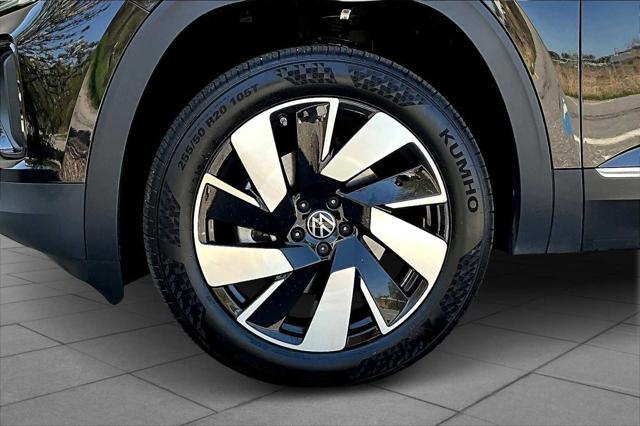 used 2024 Volkswagen Atlas Cross Sport car, priced at $45,900