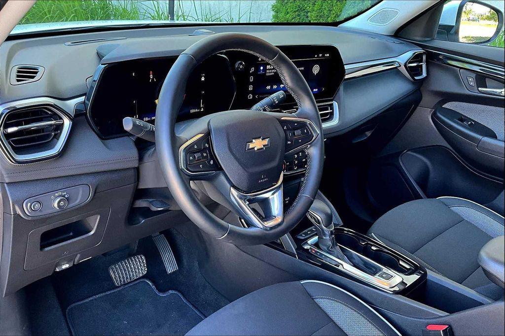 used 2024 Chevrolet TrailBlazer car, priced at $25,200