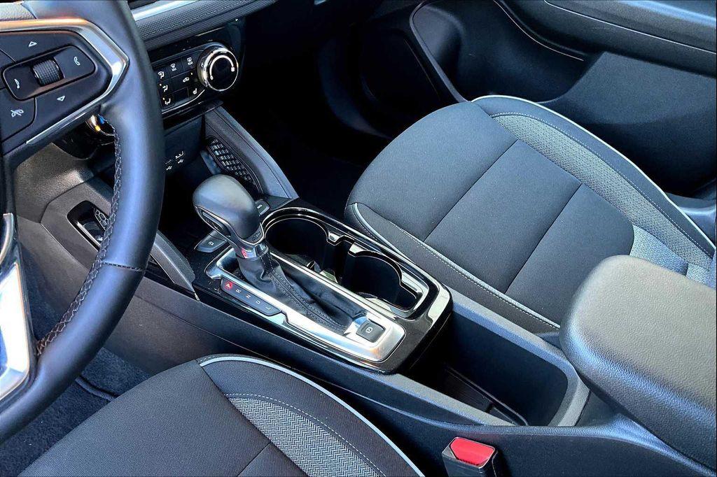used 2024 Chevrolet TrailBlazer car, priced at $25,200