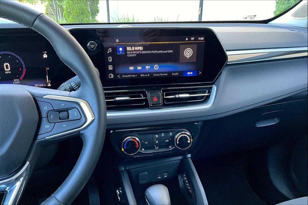 used 2024 Chevrolet TrailBlazer car, priced at $25,200