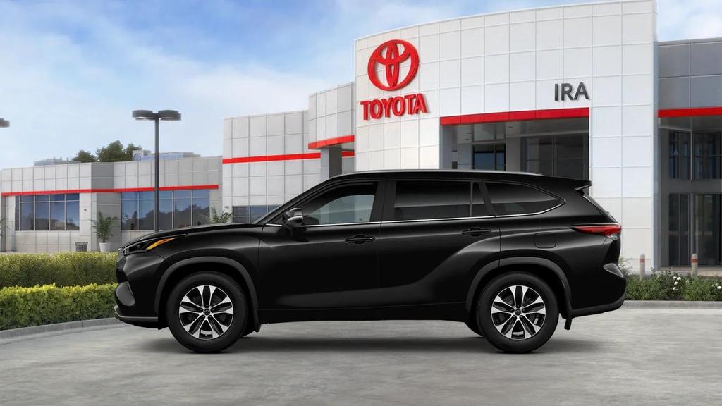 new 2025 Toyota Highlander car, priced at $48,453