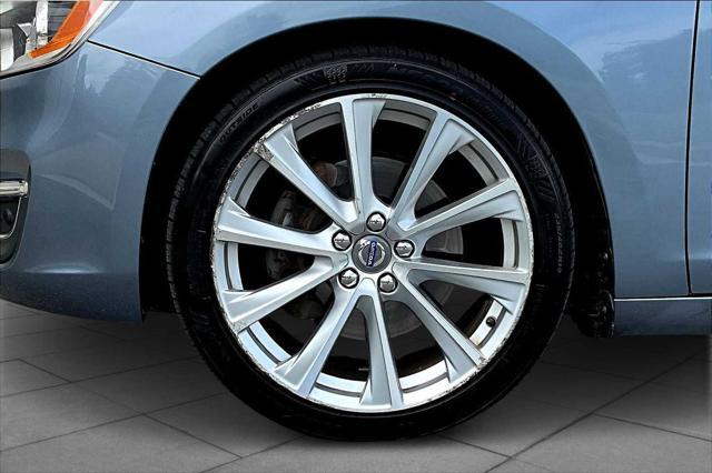 used 2018 Volvo S60 Inscription car, priced at $18,700