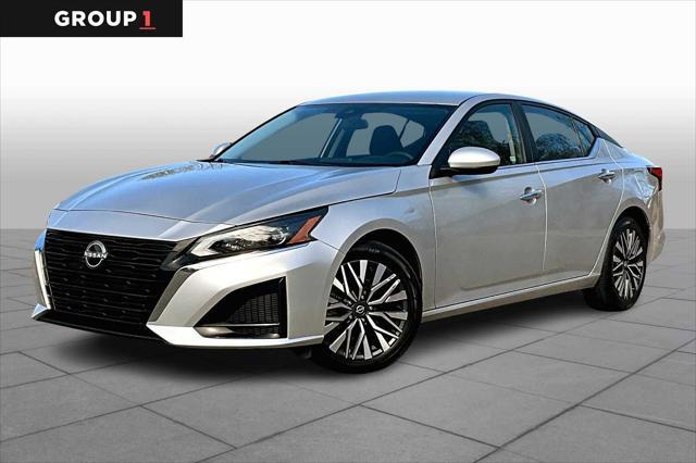 used 2023 Nissan Altima car, priced at $20,731