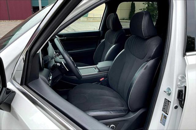 used 2024 Hyundai Palisade car, priced at $44,900