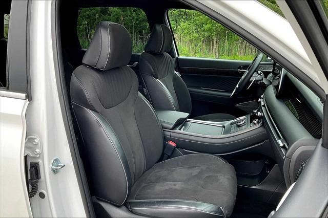 used 2024 Hyundai Palisade car, priced at $44,900