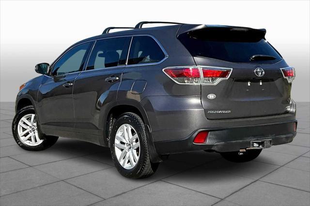 used 2016 Toyota Highlander car, priced at $20,818