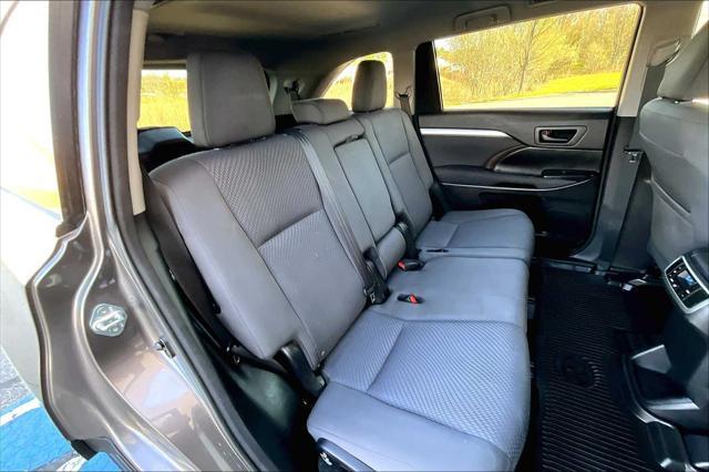 used 2016 Toyota Highlander car, priced at $20,818