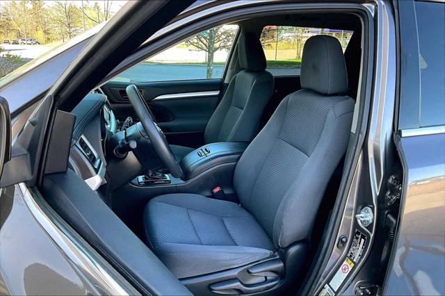 used 2016 Toyota Highlander car, priced at $20,818
