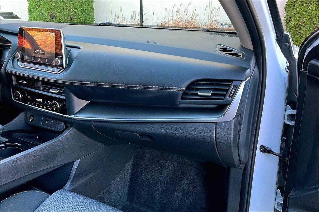 used 2025 Nissan Rogue car, priced at $27,465