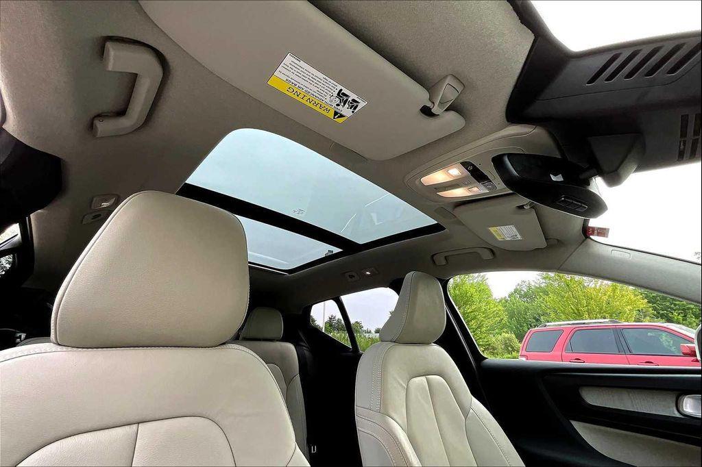 used 2023 Volvo XC40 car, priced at $34,229