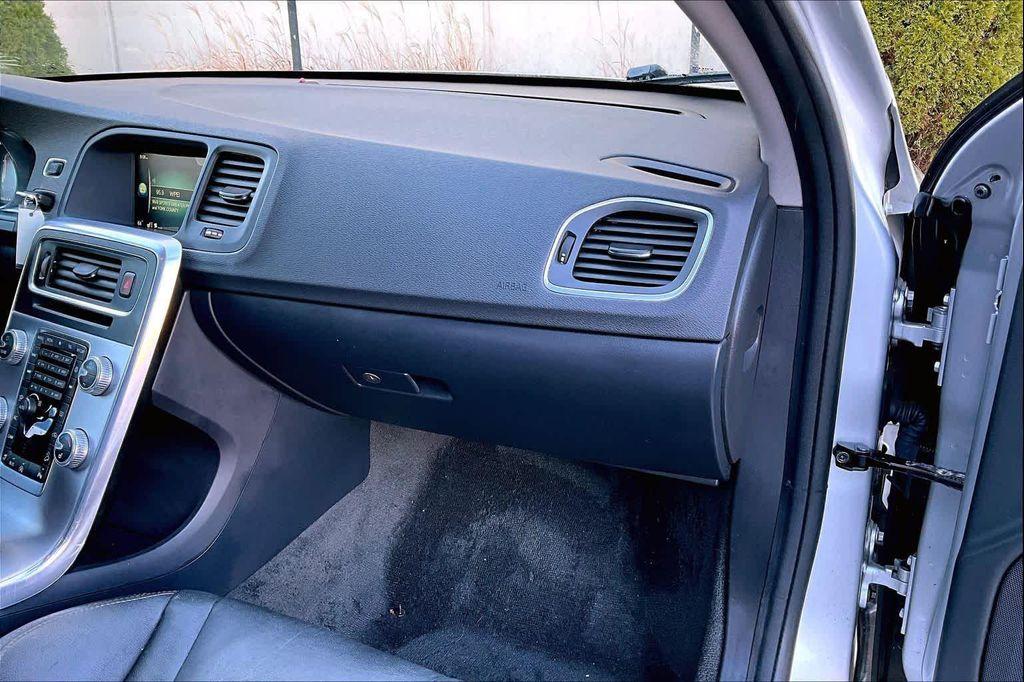 used 2017 Volvo V60 Cross Country car, priced at $12,981