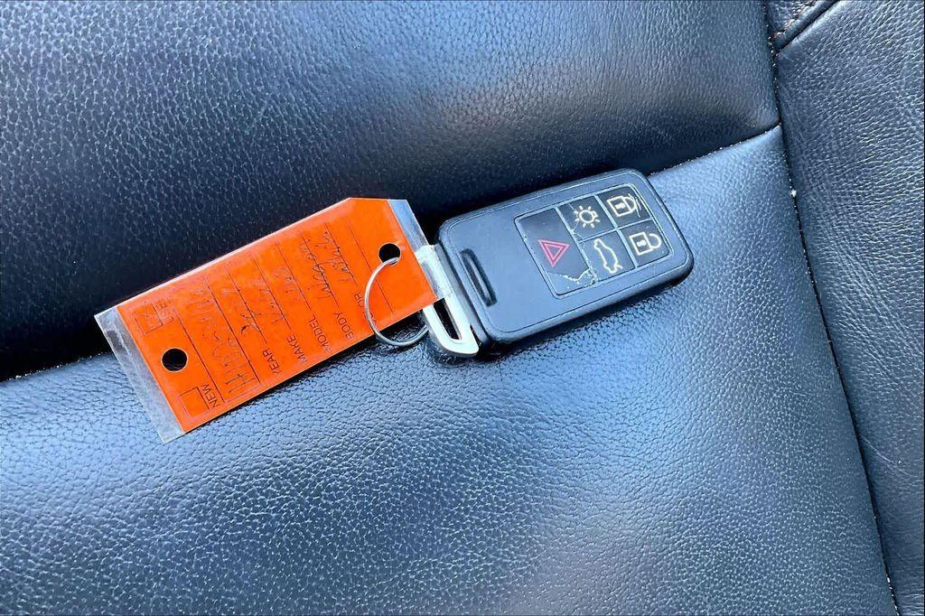 used 2017 Volvo V60 Cross Country car, priced at $12,981