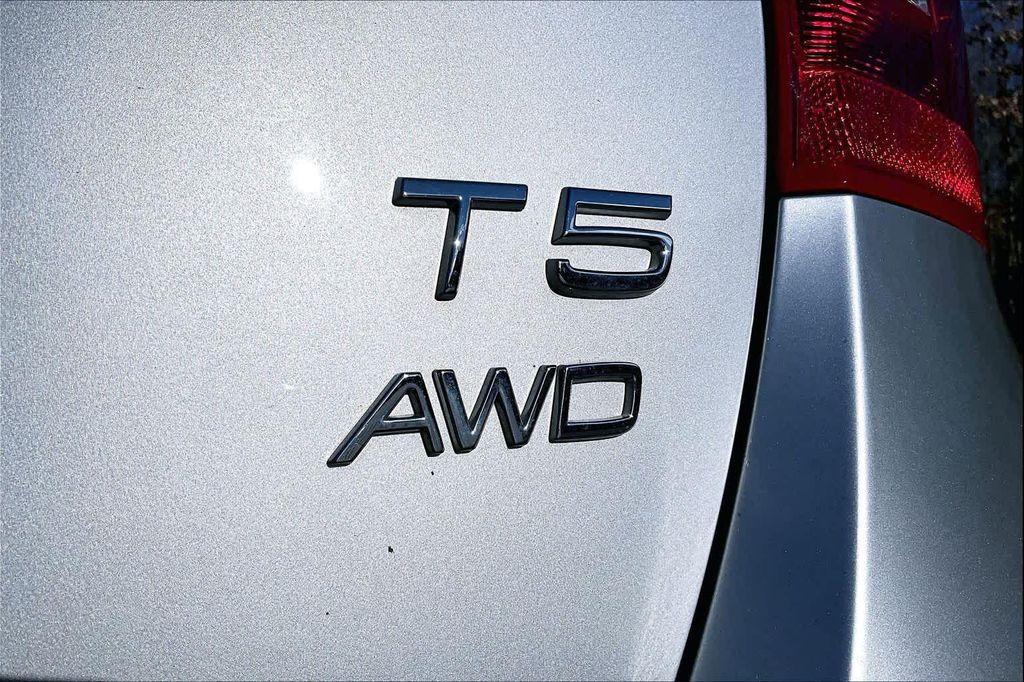 used 2017 Volvo V60 Cross Country car, priced at $12,981