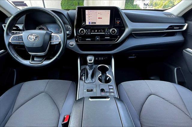 used 2023 Toyota Highlander Hybrid car, priced at $37,900