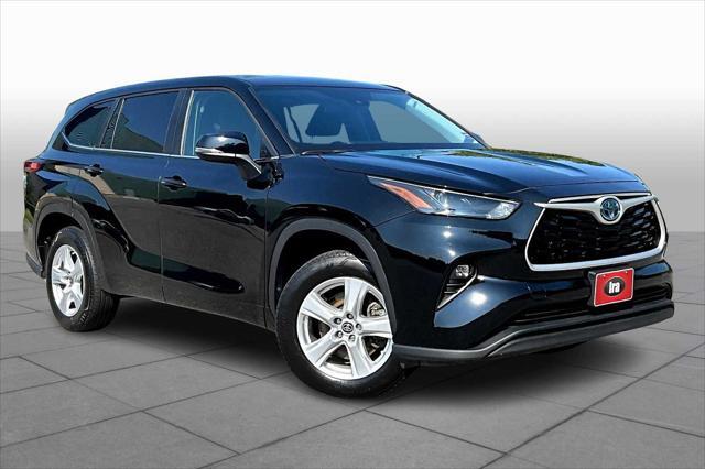 used 2023 Toyota Highlander Hybrid car, priced at $37,900